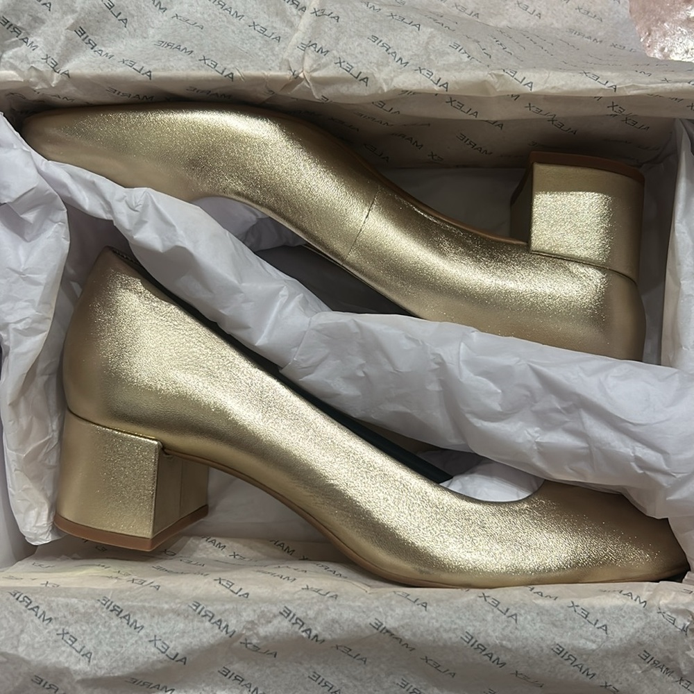 Alex Marie Phoebe Elegant Gold Shoes Size 9M NIB
